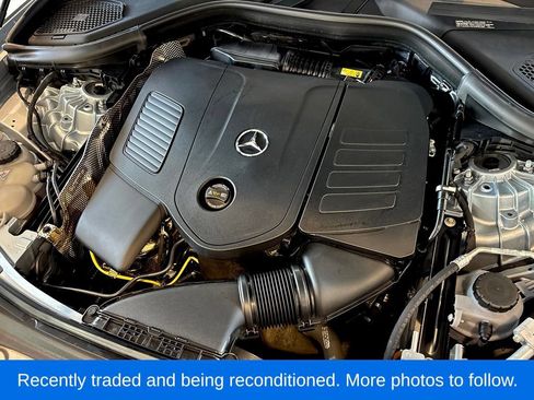 Used 2025 Mercedes-Benz GLC 300 4MATIC image 39