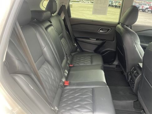 Used 2023 Nissan Rogue Platinum w/ Platinum Premium Package image 54