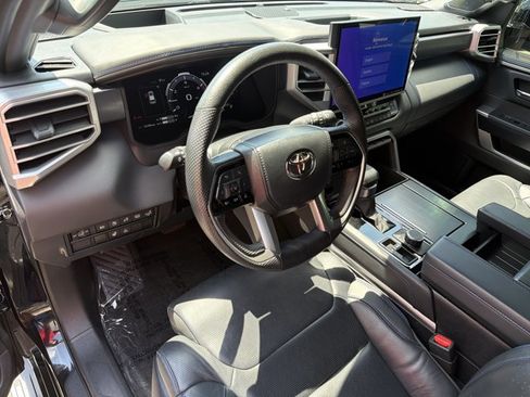 Used 2024 Toyota Sequoia Platinum AWD/4WD image 13