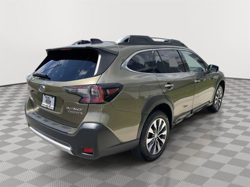 Used 2024 Subaru Outback Touring XT AWD/4WD image 8