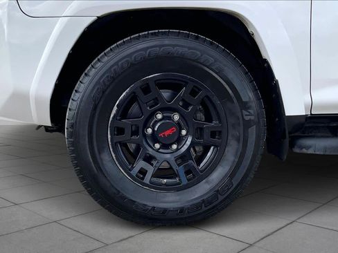 Used 2021 Toyota 4Runner SR5 image 10