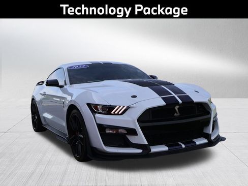 Used 2022 Ford Mustang Shelby GT500 w/ Technology Package RWD image 4