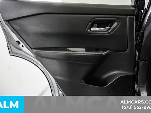 Used 2025 Nissan Rogue SV FWD image 49
