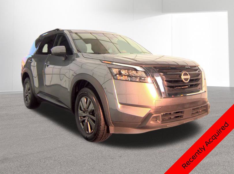 Certified 2025 Nissan Pathfinder SV AWD/4WD image 3