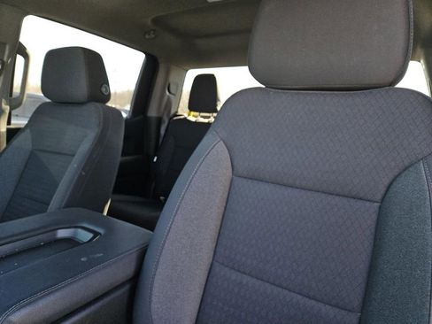 Used 2022 Chevrolet Silverado 1500 Custom image 23