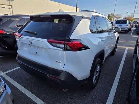 Used 2023 Toyota RAV4 XLE image 3