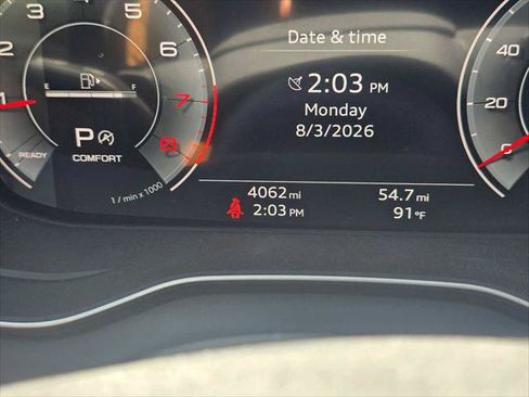 Used 2025 Audi Q5 2.0T Premium Plus w/ Premium Plus Package AWD/4WD image 28
