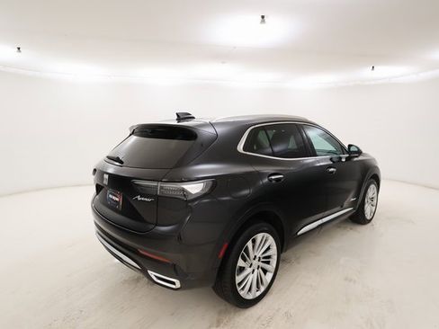 Used 2024 Buick Envision Avenir image 3