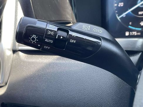 Used 2023 Kia Sorento SX FWD image 31