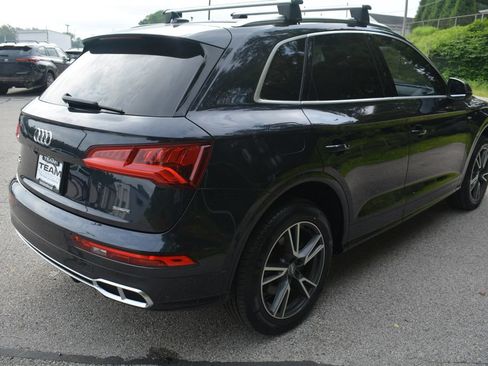 Used 2020 Audi Q5 e Premium w/ Convenience Package AWD/4WD image 5
