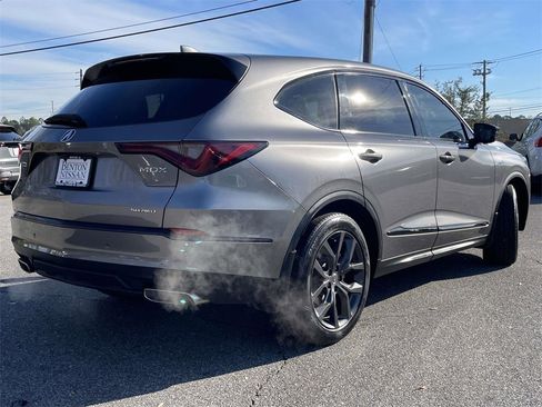Used 2023 Acura MDX A-Spec image 3