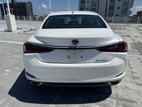 Certified 2024 Lexus ES 350 w/ Premium Package FWD image 24