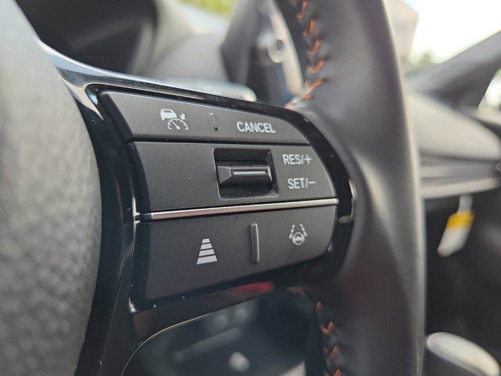 Used 2026 Honda HR-V Sport image 31