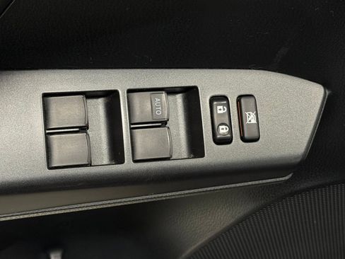 Used 2017 Toyota RAV4 XLE w/ Plus Extra Value Package FWD image 26