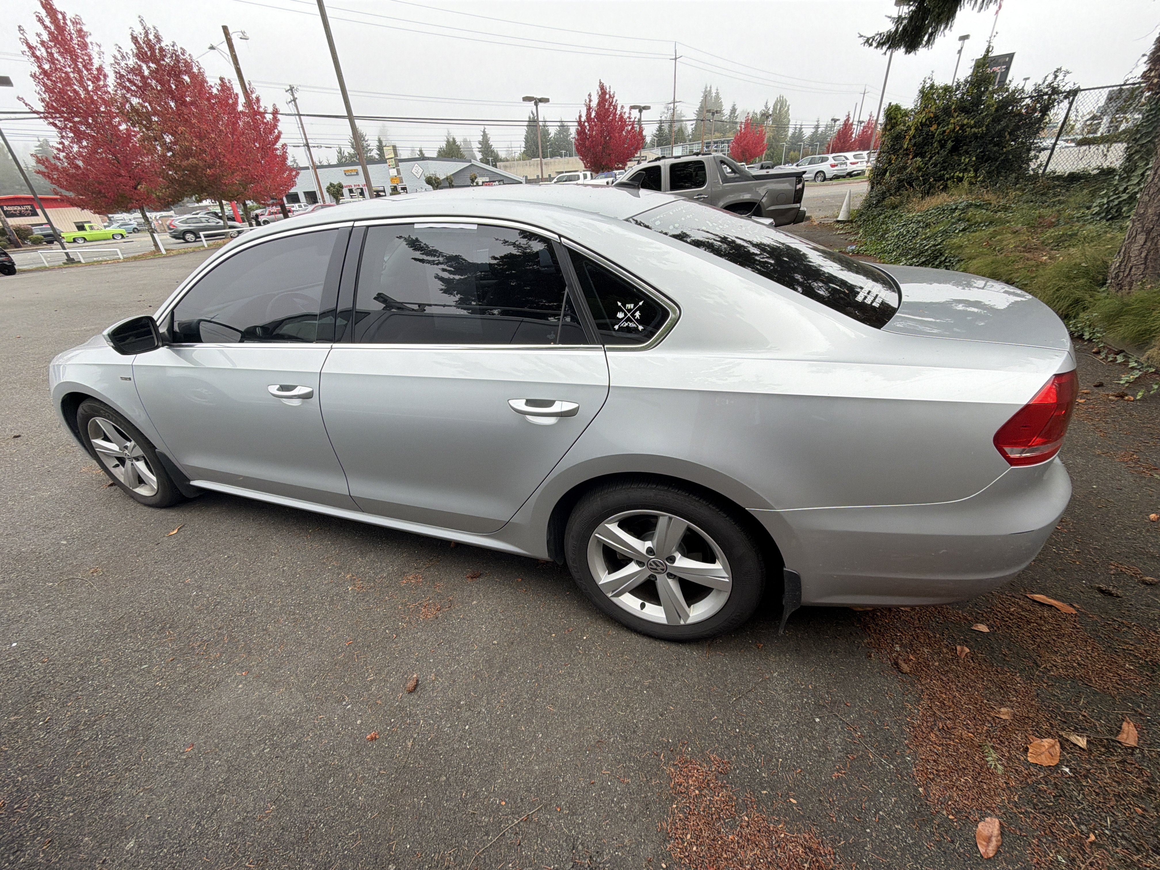 Used 2015 Volkswagen Passat 1.8T Limited Edition FWD image 3