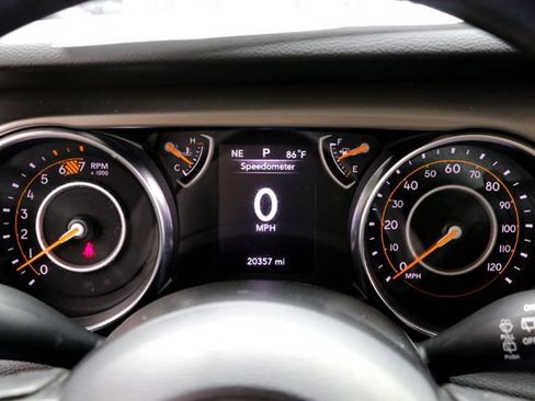Used 2023 Jeep Wrangler Sport AWD/4WD image 15