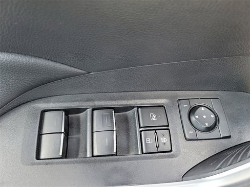 Used 2024 Toyota RAV4 XLE image 20