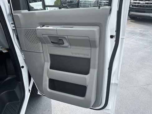 New 2025 Ford E-350 and Econoline 350 Super Duty w/ Power Equipment Group RWD image 14