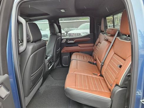 New 2026 GMC Sierra 1500 Denali Ultimate AWD/4WD image 12