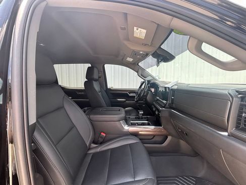 Used 2022 Chevrolet Silverado 1500 RST AWD/4WD image 20