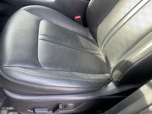 Certified 2024 Kia Sorento S w/ Panoramic Sunroof Package AWD/4WD image 12