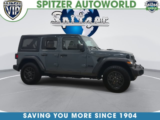 Used 2024 Jeep Wrangler Unlimited Sport AWD/4WD image 3