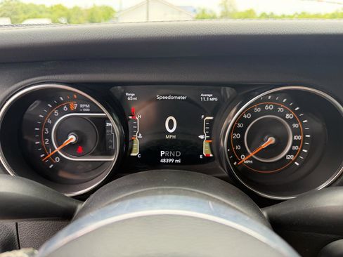 Used 2021 Jeep Gladiator Overland w/ Popular Equipment Package AWD/4WD image 27
