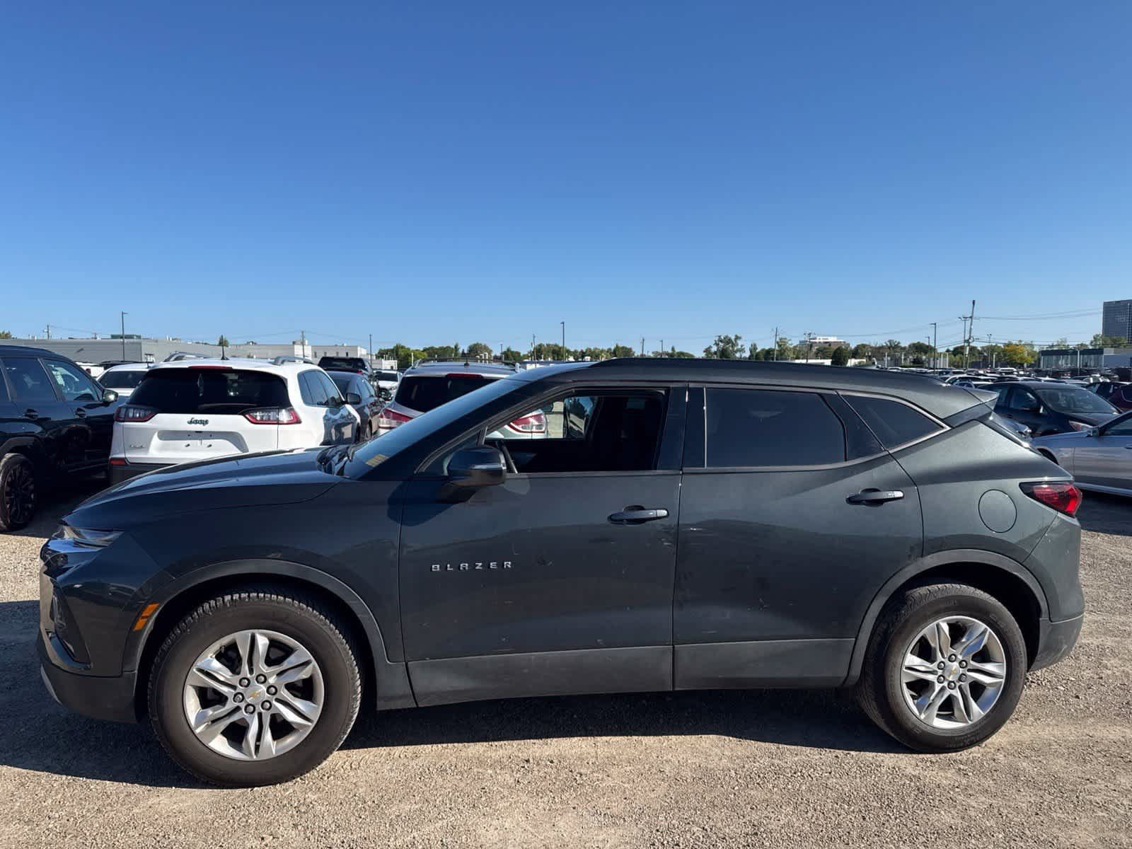 Used 2019 Chevrolet Blazer LT FWD image 12