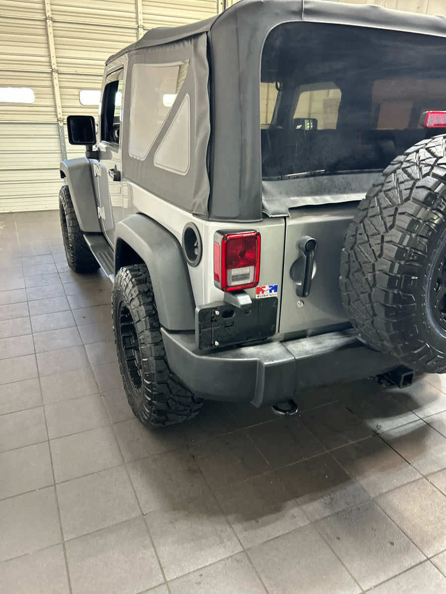Used 2016 Jeep Wrangler Sport w/ Quick Order Package 23S AWD/4WD image 8