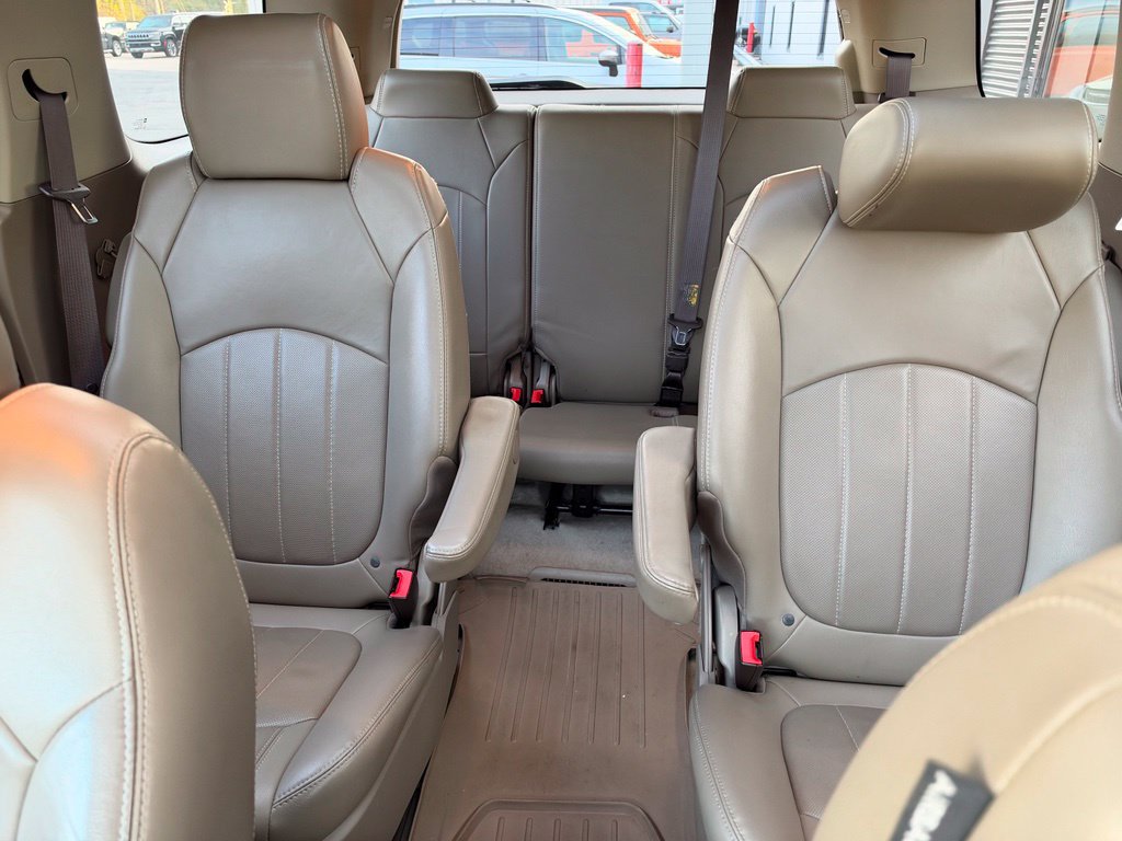Used 2016 GMC Acadia Denali AWD/4WD image 30