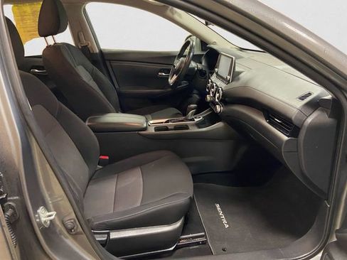 Certified 2022 Nissan Sentra SV w/ Trunk Package image 15