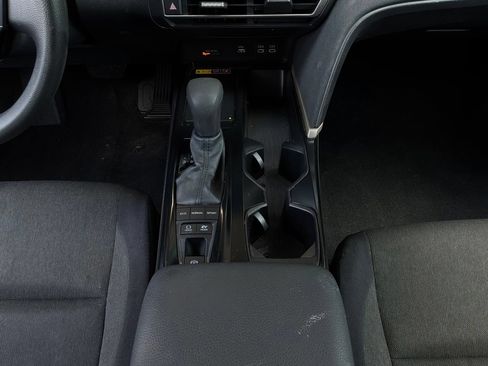 Used 2025 Toyota Camry LE FWD image 14