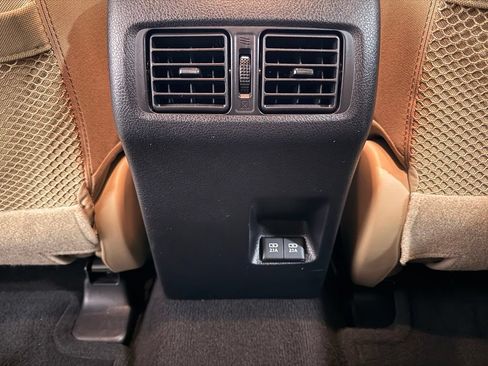 Used 2020 Toyota 4Runner SR5 AWD/4WD image 31