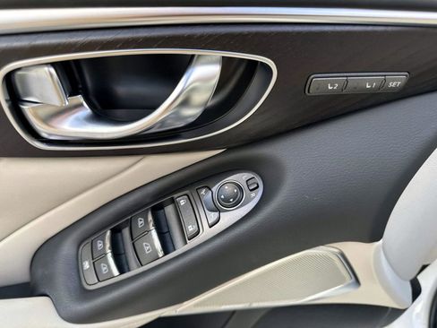 Certified 2022 INFINITI Q50 Sensory image 8