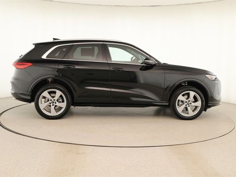 New 2025 Audi Q5 Premium Plus image 8