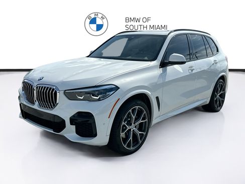 Used 2023 BMW X5 xDrive40i w/ M Sport Package AWD/4WD image 3