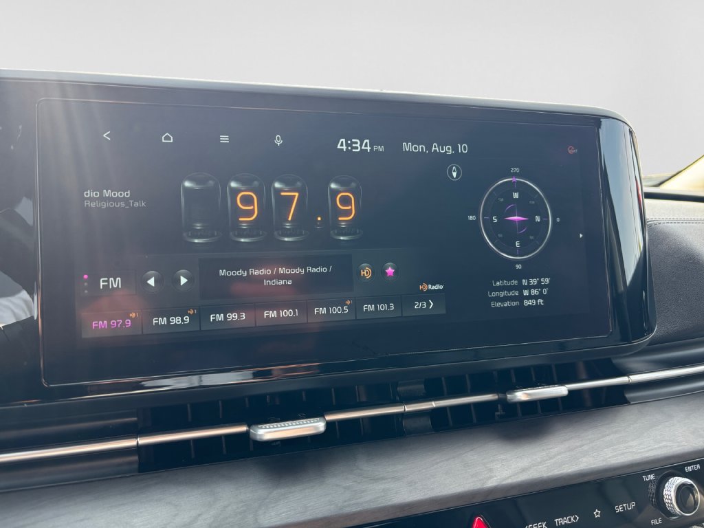 Used 2022 Kia Carnival SX FWD image 23