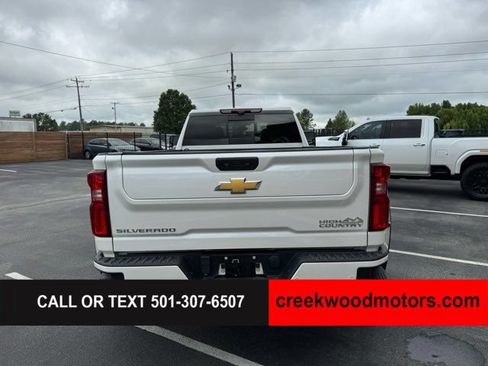 Used 2022 Chevrolet Silverado 3500 High Country w/ Snow Plow Prep/Camper Package AWD/4WD image 16
