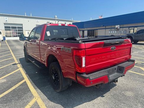 Used 2022 Ford F250 Lariat w/ Black Appearance Package AWD/4WD image 5
