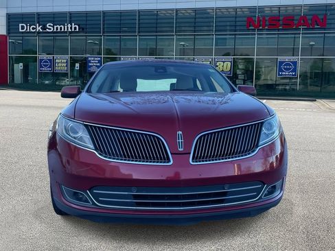 Used 2013 Lincoln MKS AWD image 2