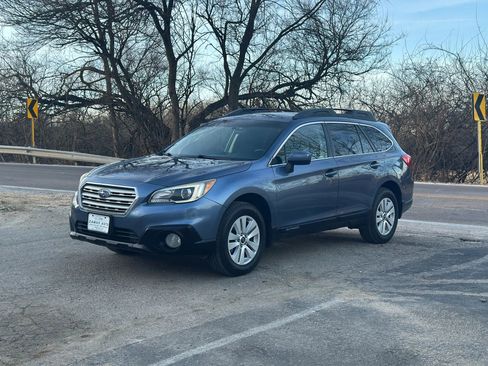 Used 2015 Subaru Outback 2.5i Premium image 7