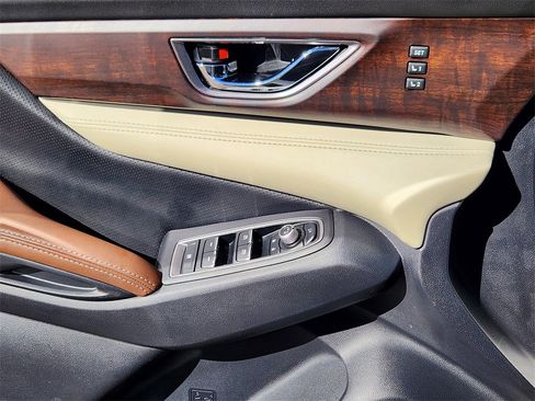 Used 2020 Subaru Ascent Touring image 3