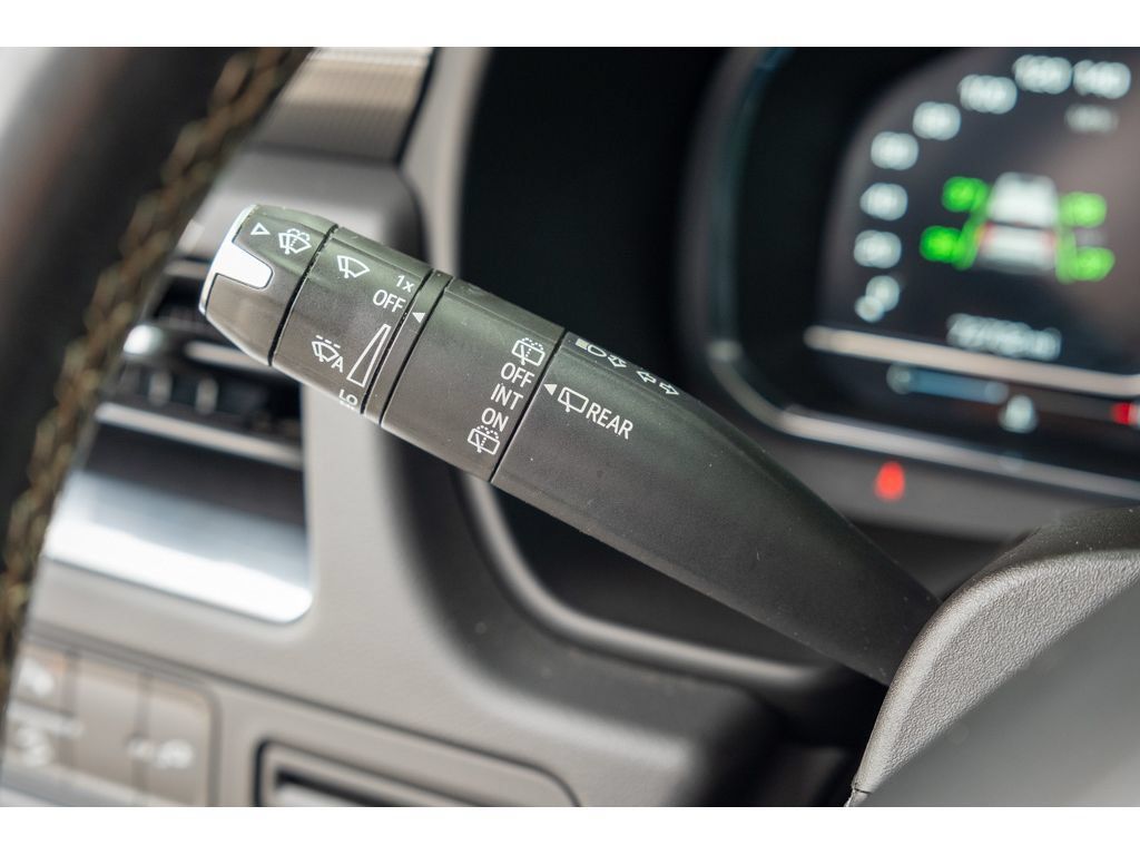 Used 2022 GMC Yukon AT4 AWD/4WD image 21