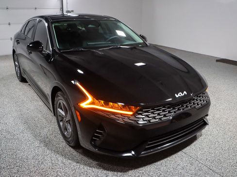 Used 2023 Kia K5 LXS image 5