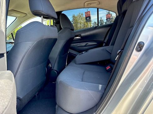 Used 2020 Toyota Corolla LE image 14