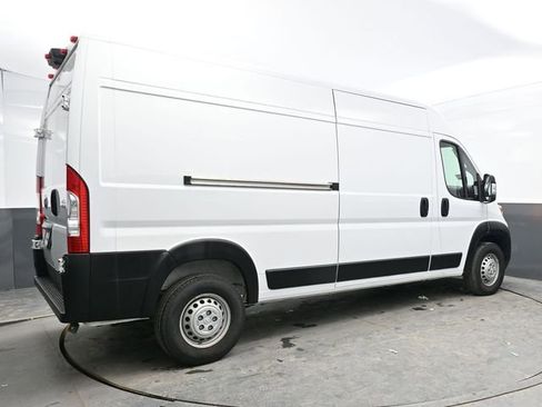 Used 2025 RAM ProMaster 2500 w/ Convenience Group image 7