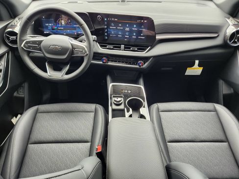 New 2027 Chevrolet Equinox LT w/ Convenience Package II FWD image 23