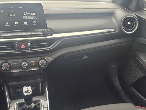 Used 2021 Kia Forte GT image 19