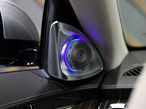 Used 2024 Mercedes-Benz Maybach S 580 4MATIC image 86