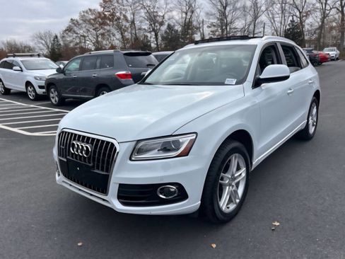 Used 2017 Audi Q5 2.0T Premium Plus w/ Technology Package image 1